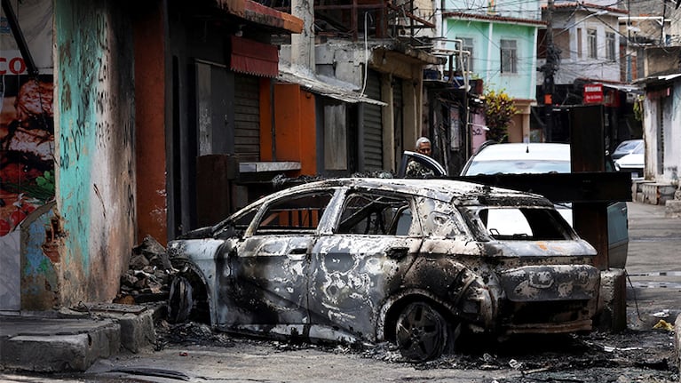 Al menos 64 muertos en un megaoperativo contra narcos en Río de Janeiro: delincuentes resistieron con drones