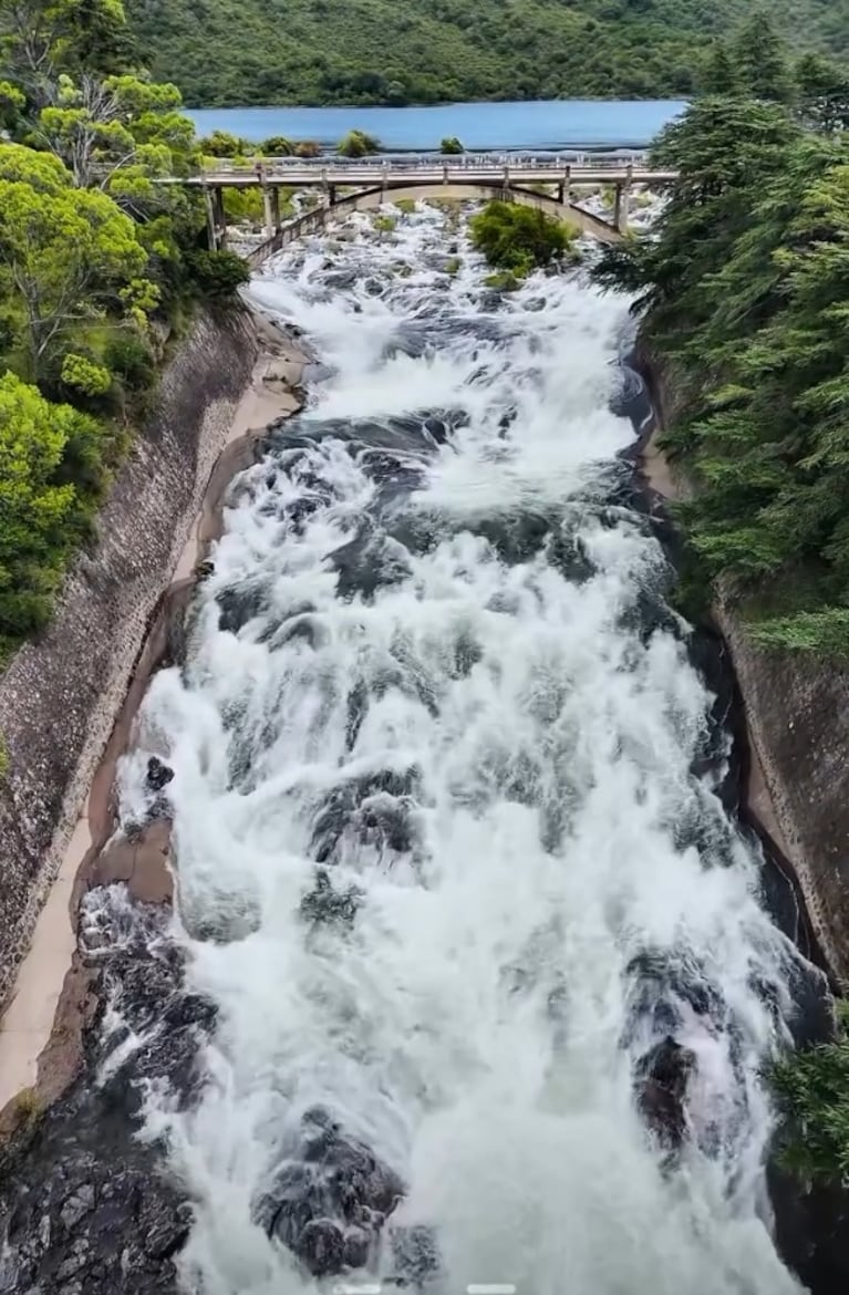 El vertedero de Segunda Usina regaló un espectáculo único