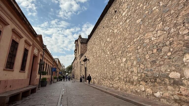 Santos secretos: la habitación que usó el Papa Francisco en pleno centro de Córdoba