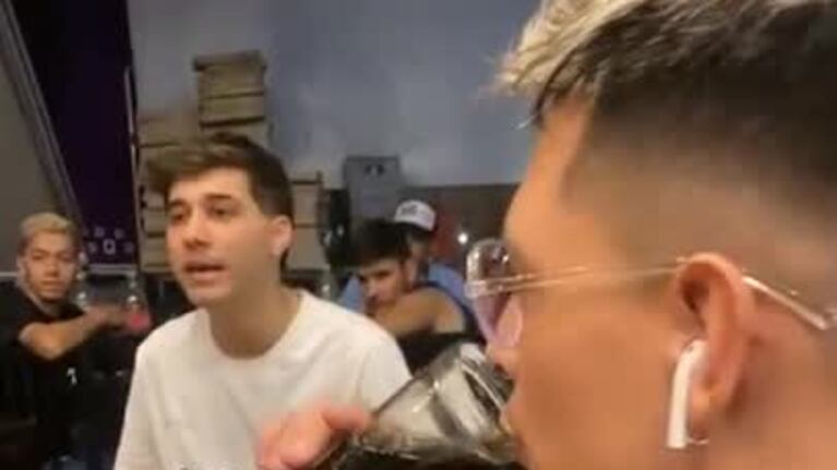 DesaKTa2 sorprendió con una chacarera