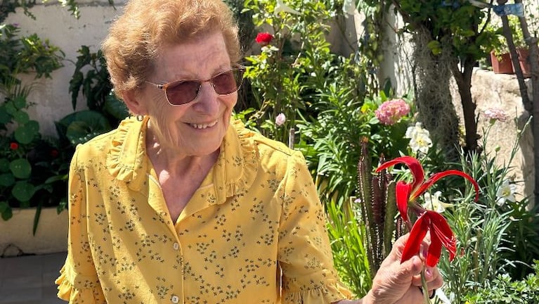 “La Reina de las Plantas”: tiene 89 años y encontró su pasión en la floricultura