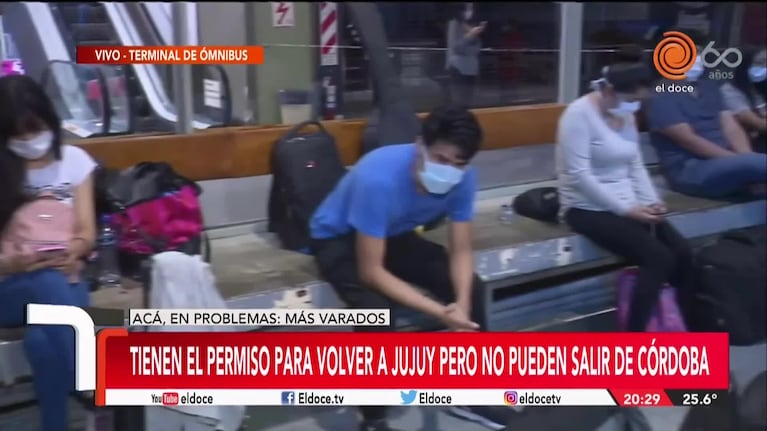 Un colectivo entero con destino a Jujuy está varado en la terminal