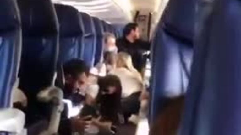 Terror en un avión tiroteado en Culiacán