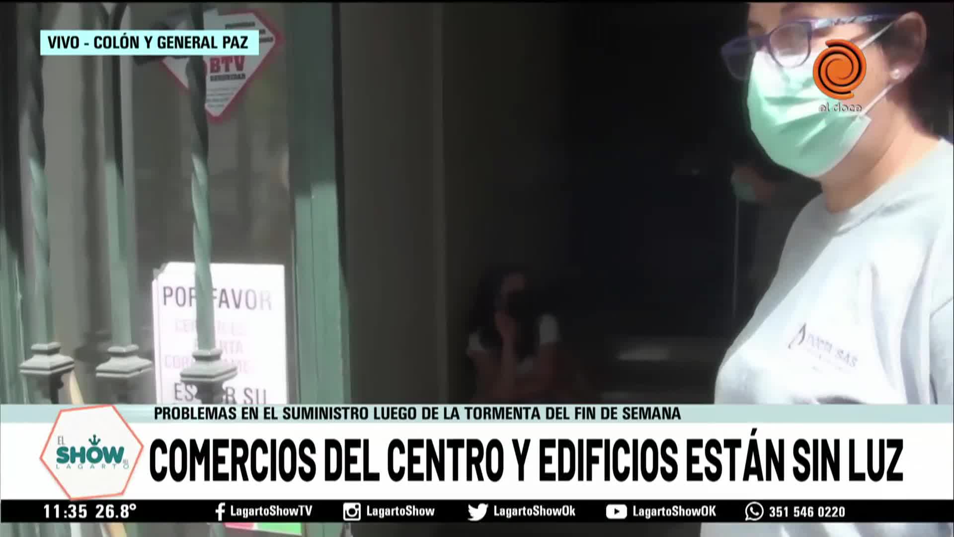 Comercios y edificios sin luz en el centro de la ciudad