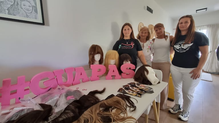 Octubre Rosa: la historia de Guapas, la fundación que hace pelucas oncológicas con pelo natural