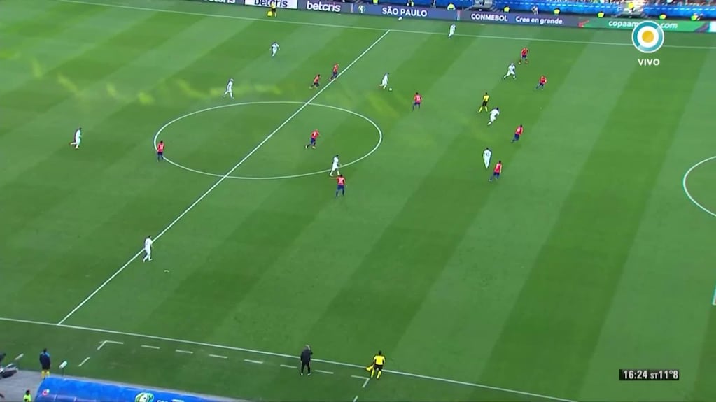 Golazo de Dybala para el 2-0 de Argentina a Chile