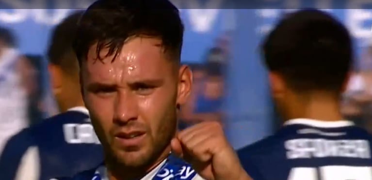 Talleres golpeó primero en Liniers y se pone en ventaja ante Vélez