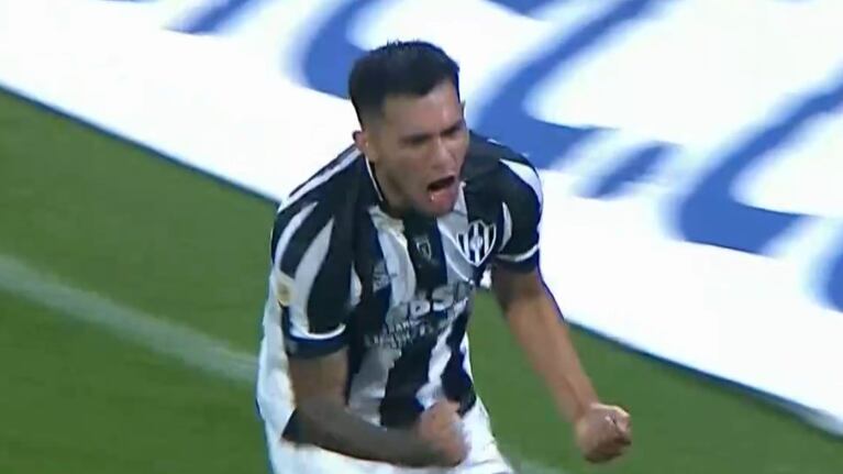 El gol de Kevin Vázquez y el 2 a 1 de Central Córdoba ante Instituto