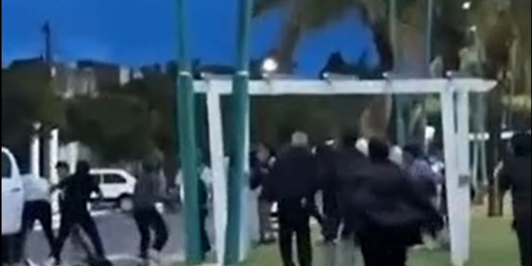 Video: una riña a la salida de una fiesta terminó con el brutal asesinato de un joven al sur de Córdoba