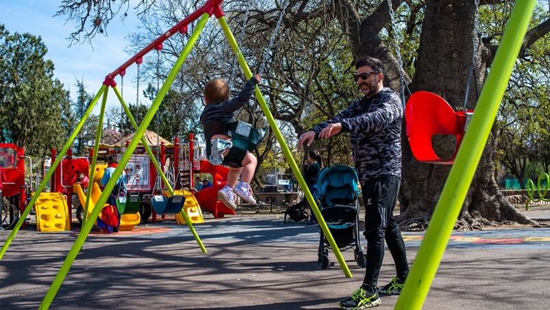 Tiene 90 años y quedó inválida tras recibir un pelotazo en la plaza