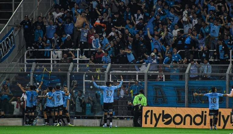 El golazo de Jara y el 1 a 0 de Belgrano ante Independiente por Copa Argentina