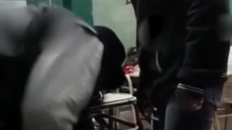 Alta Gracia: una docente y un alumno forcejearon dentro del aula