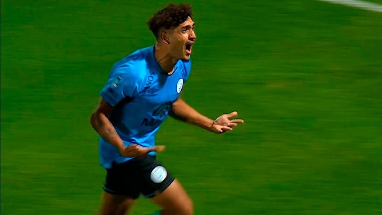 El gol de Sánchez para el 1 a 0 de Belgrano ante Unión de Santa Fe en Alberdi
