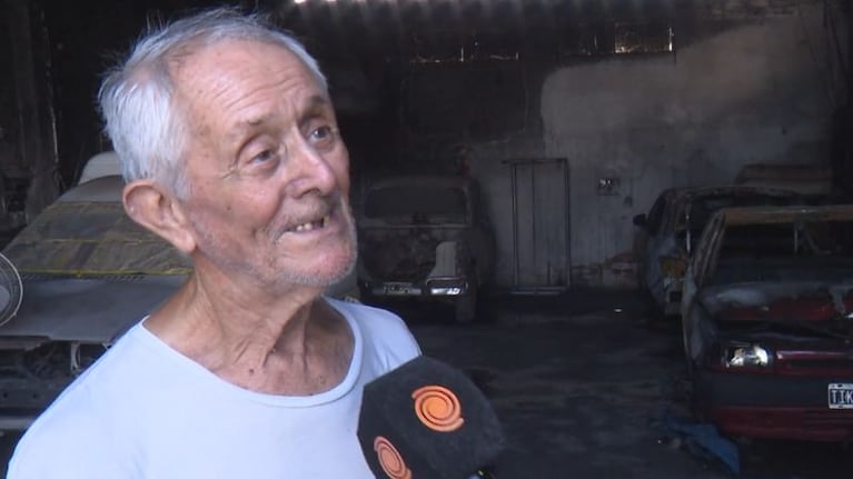 El dolor del jubilado al que le robaron y le prendieron fuego su taller