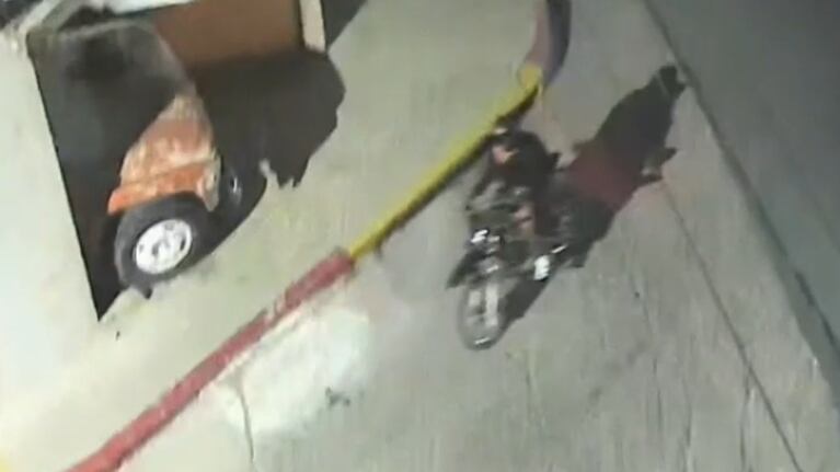 Detuvieron a un menor de 15 años que escapó en moto de un control: así fue la frenética persecución