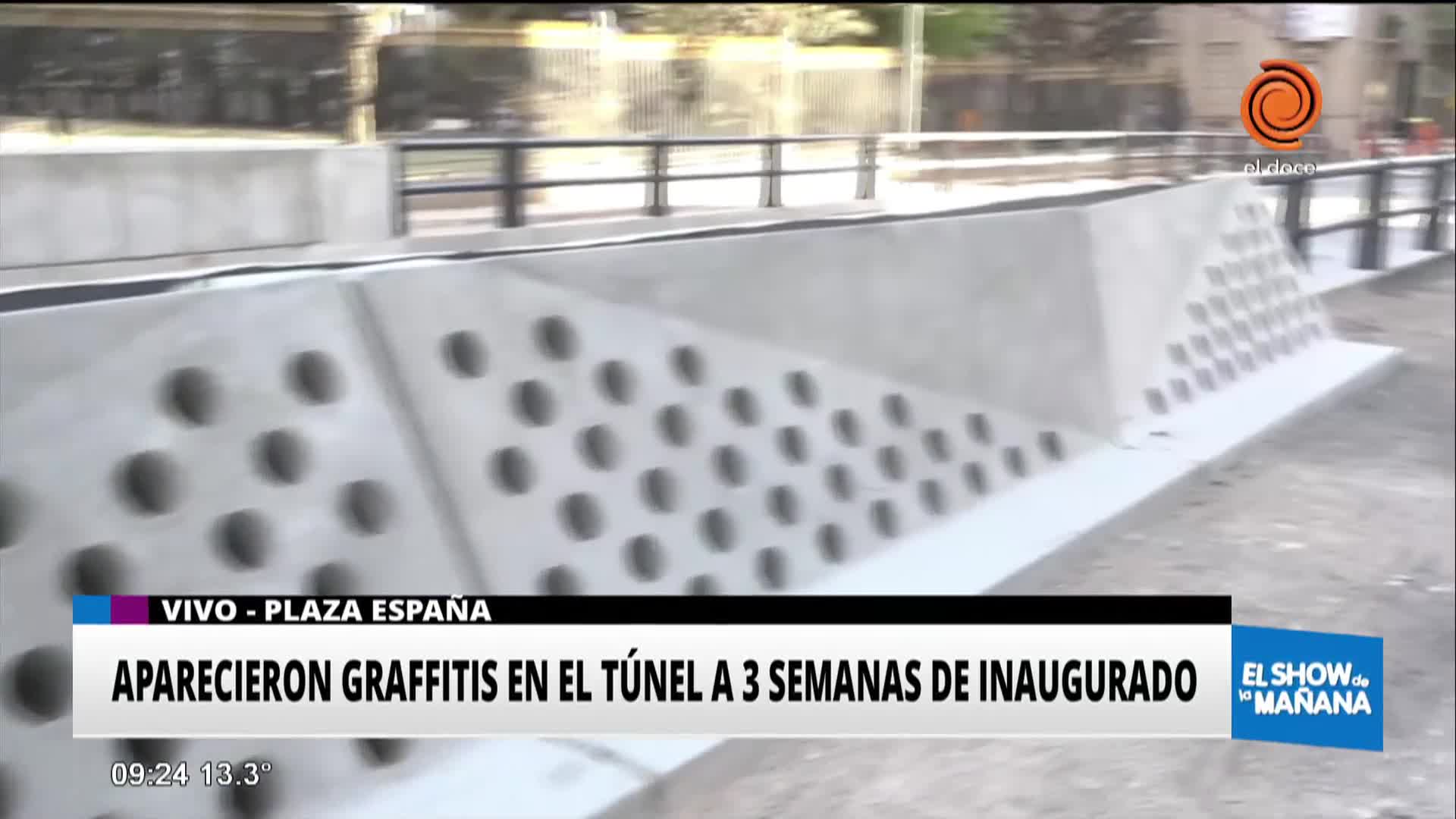 Aparecieron pintadas en Plaza España