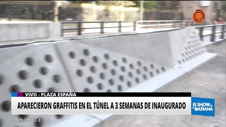 Aparecieron pintadas en Plaza España