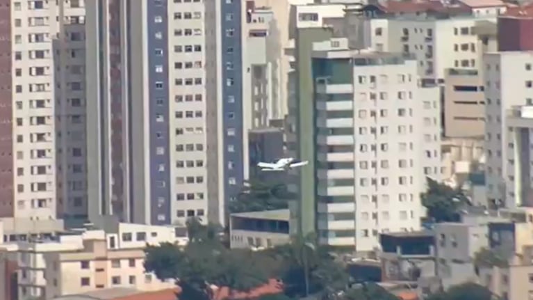 Terrible tragedia con una avioneta en Brasil