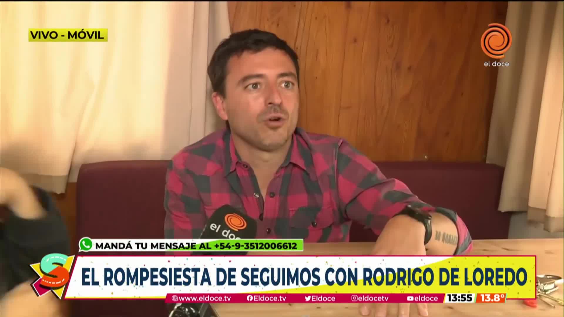 Rodrigo De Loredo hace campaña arriba de una casilla rodante