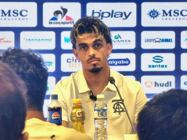 Talleres presentó a Ronaldo Martínez y hay ilusión en los hinchas: “Estoy para jugar”