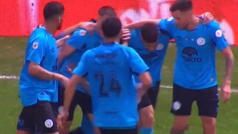 El gol de Lisandro López y el 2 a 1 de Belgrano ante Newell’s