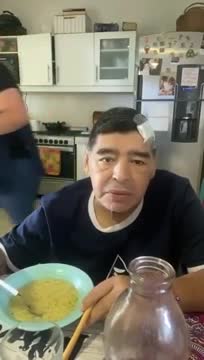 Apareció un video de Maradona hablándole a Luque