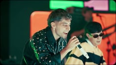 Ya salió "Chika hippie" por DesaKTa2 y Gaspar Gigena