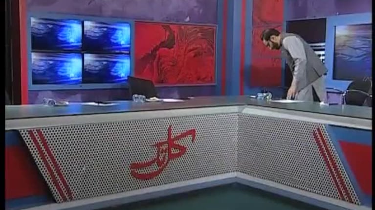 Dos políticos a las piñas en un debate televisivo