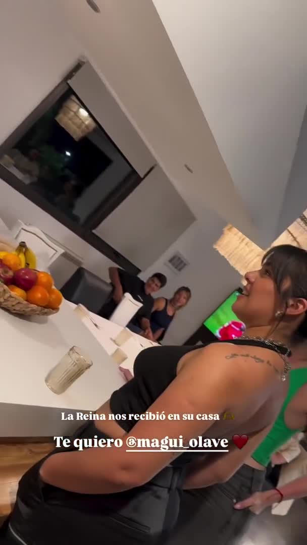 Magui Olave recibió con un asado en su casa a Angela Leiva