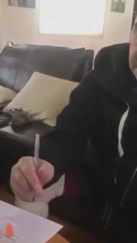 Así firmaba Maradona documentos