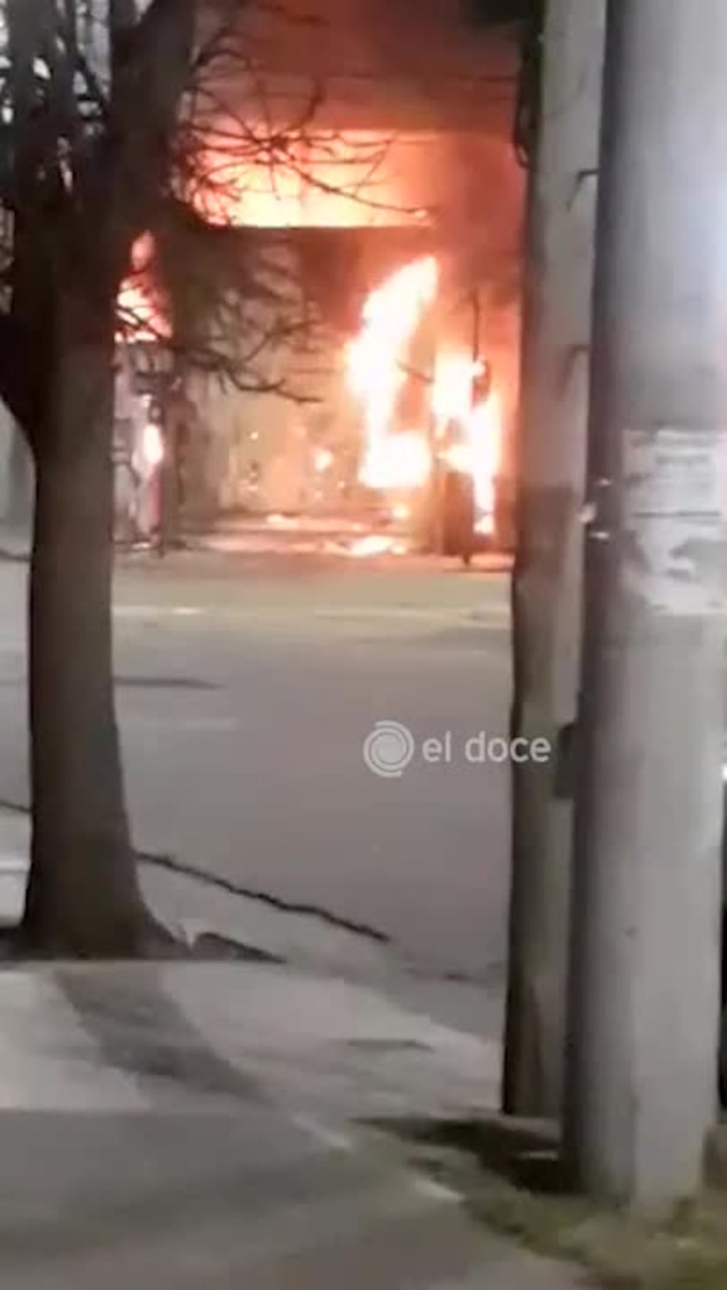 Córdoba: fuerte explosión e incendio en Barrio Cofico