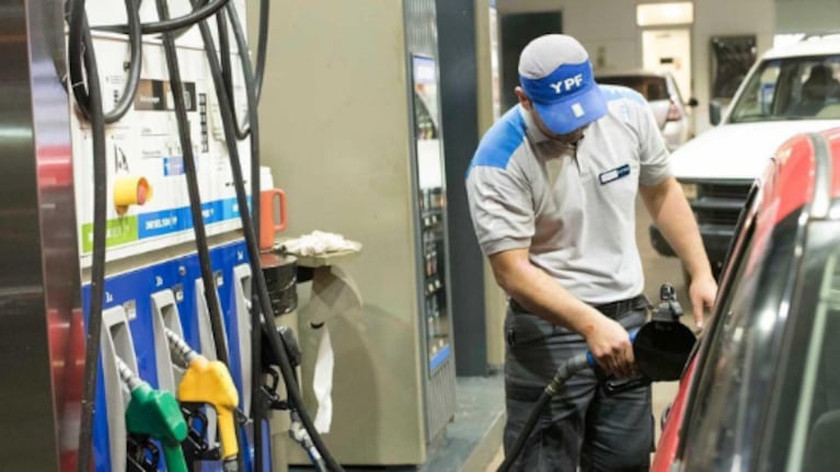 Cuánto cuestan la nafta y el gasoil tras la baja de precios