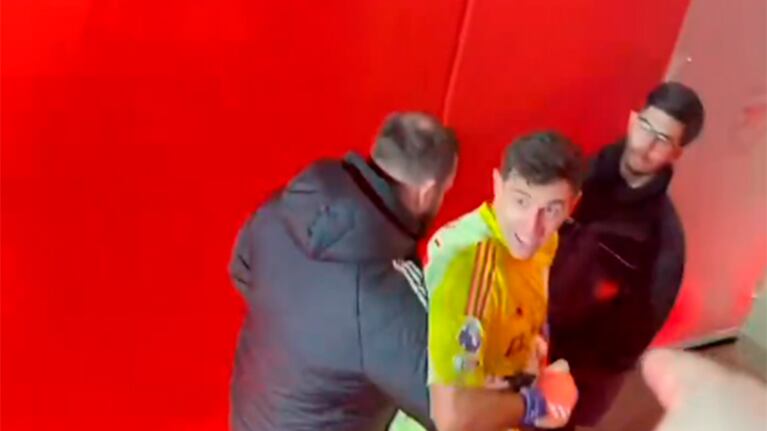 El enojo de Dibu Martínez con los hinchas del Arsenal