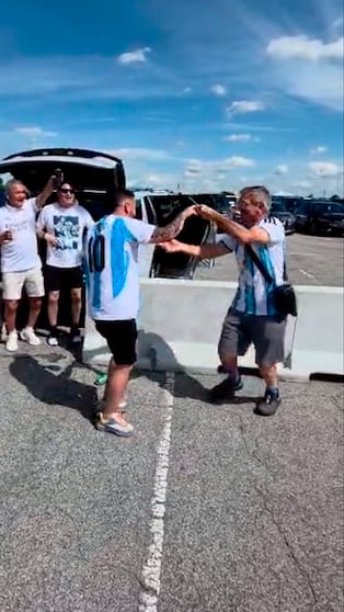 Jorge Cuadrado enseñó a bailar cuarteto a venezolanos
