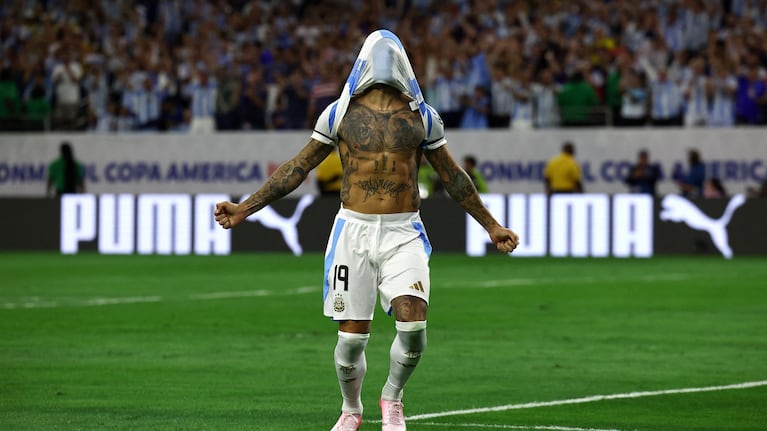 El penal decisivo de Otamendi ante Ecuador y pase a semifinales de la Copa América