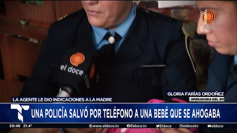 La policía que salvó por teléfono a una bebé que se ahogaba