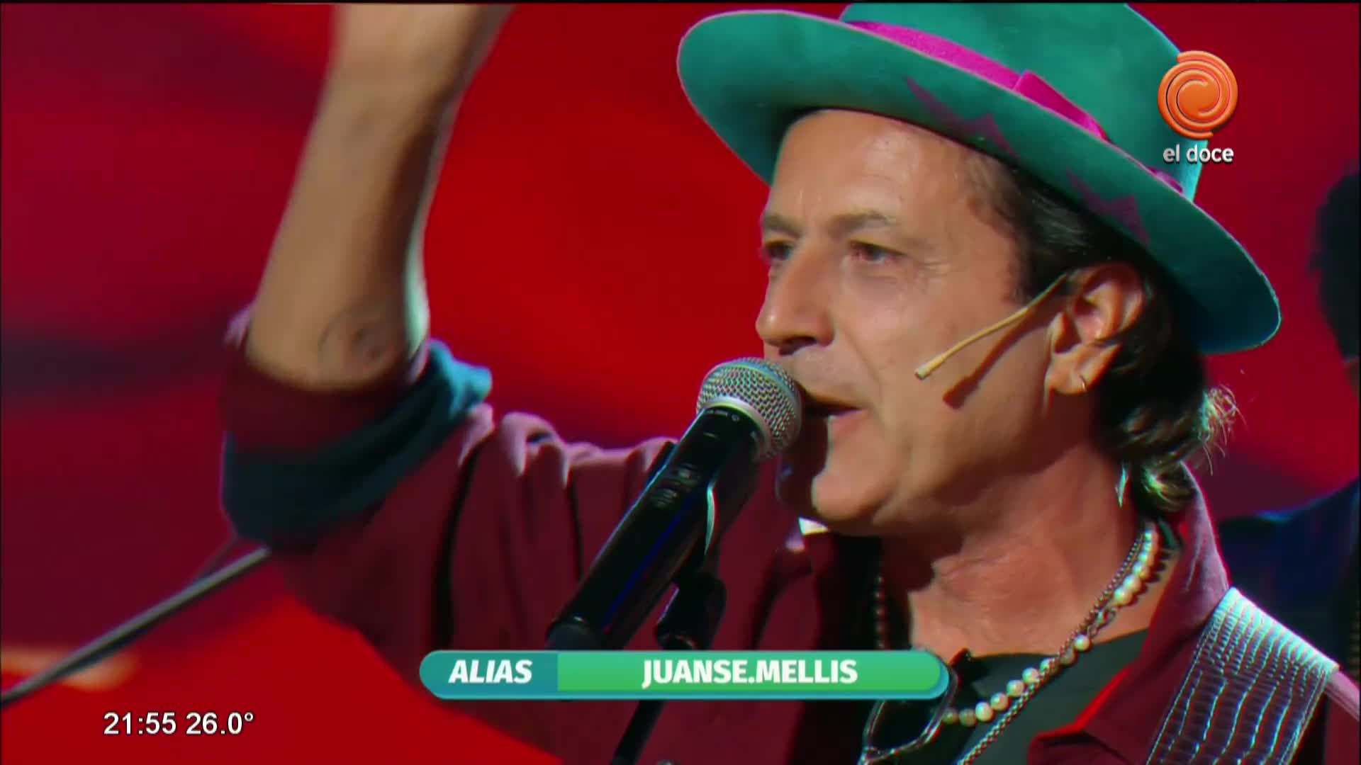 Buenas Noches Familia: Coti cantó para ayudar a dos hermanitos on una grave enfermedad