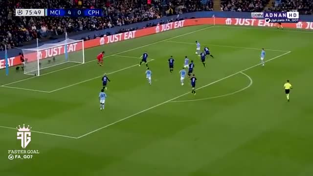 El primer gol de Julián Álvarez en Champions