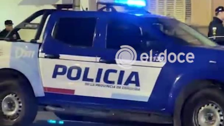 Dos personas fueron llevadas de la casa allanada