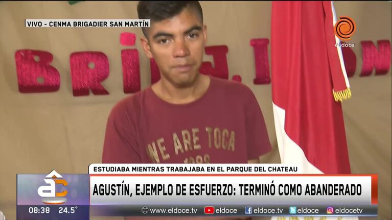 Estudiaba en los tiempos libres del trabajo y ahora es abanderado