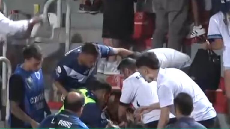 Jugadores e hinchas a las piñas: el escándalo tras la derrota de Vélez en la Copa Argentina