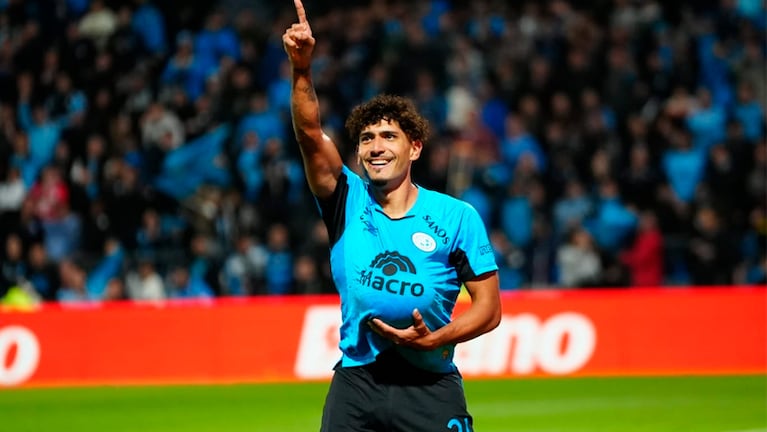 El gol de Sánchez para el 1 a 0 de Belgrano ante Unión de Santa Fe en Alberdi
