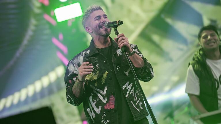 Dale Q’ Va estrenó videoclip grabado en vivo en su 7° aniversario