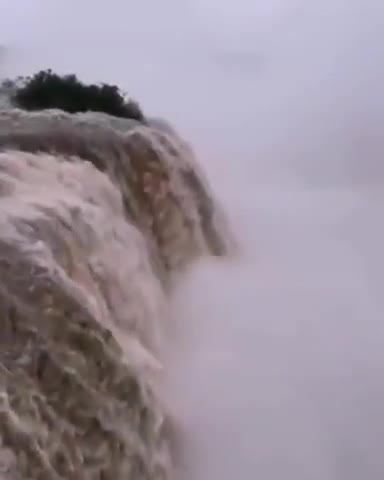 Impresionante crecida de los ríos en el Parque Nacional Iguazú