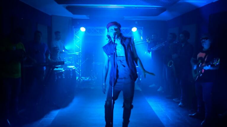 Hugo Dante estrenó una versión de "Ramito de Violetas"