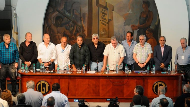 Hugo Moyano y Luis Barrionuevo encabezan el encuentro de la CGT. Foto:Clarín  