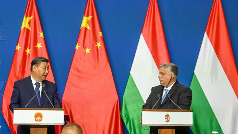 Hungarian Prime Minister Viktor Orban and Chinese President Xi Jinping hold a joint press conference at the Carmelite Monastery in Budapest, Hungary, May 9, 2024. Szilard Koszticsak/Pool via REUTERS