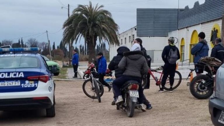 Imagen del lugar donde ocurrió la pelea tras el partido de fútbol. (Gentileza LV16).