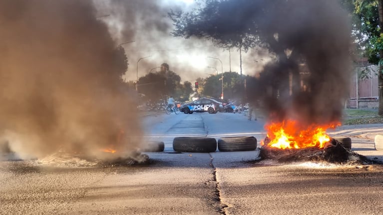 Imágenes de la protesta policial en Rosario.