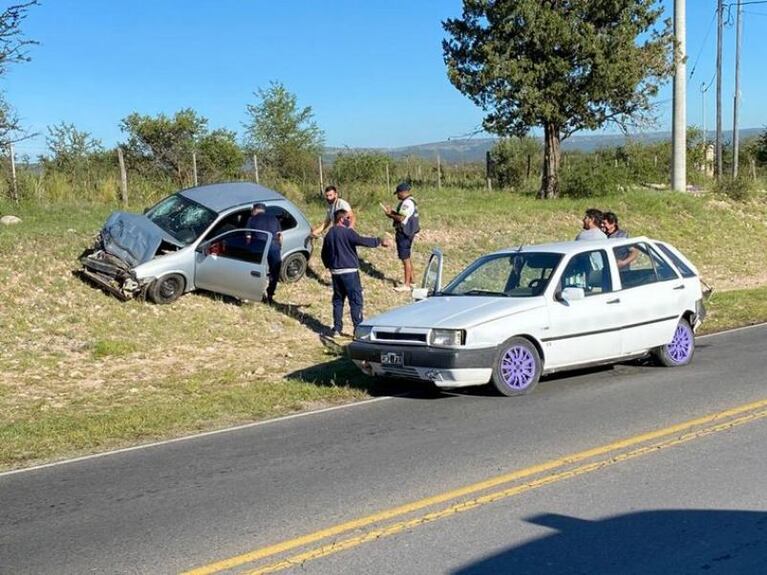 Impactante choque frontal en Nono: no hubo muertos de milagro